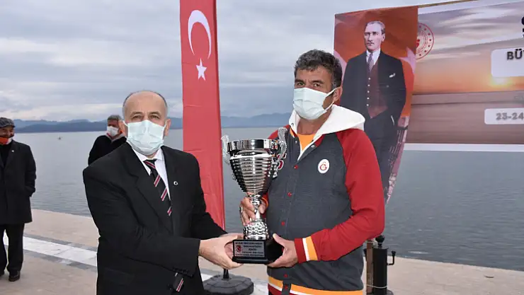 Köyceğiz'de ezeli rekabet 