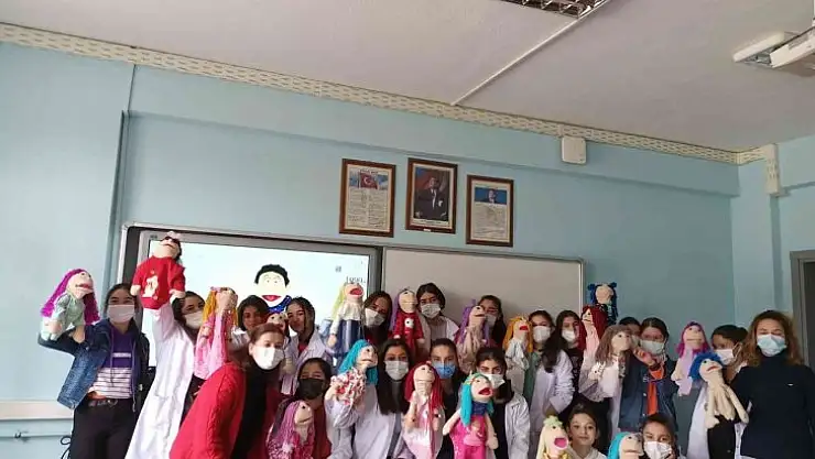 Köyceğiz'de kukla tasarımı eğitimleri devam ediyor