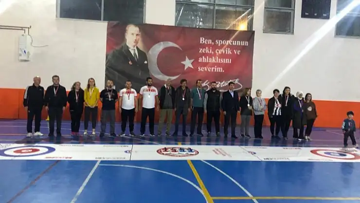 KÖYCEĞİZ'DE ÖĞRETMENLER ARASINDA FLOOR CURLİNG TURNUVASI YAPILDI