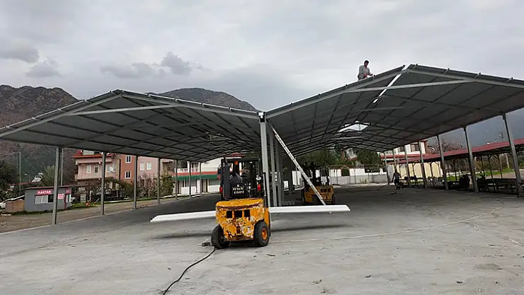 Köyceğiz Toparlar Mahallesi'ne Çok Amaçlı Pazar Yeri Yapıldı