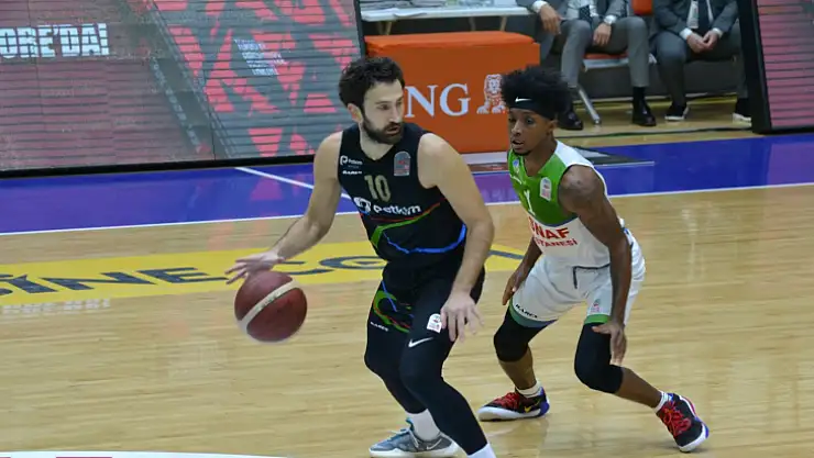 LH Fethiye Belediyespor Petkim'i eli boş gönderdi 75-74