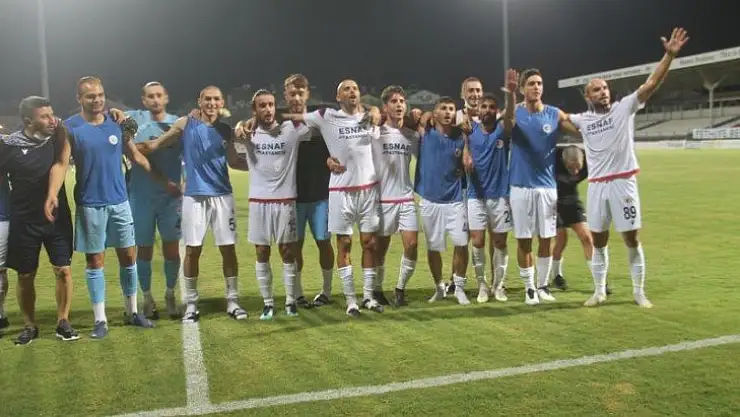 Lider galibiyet peşinde 