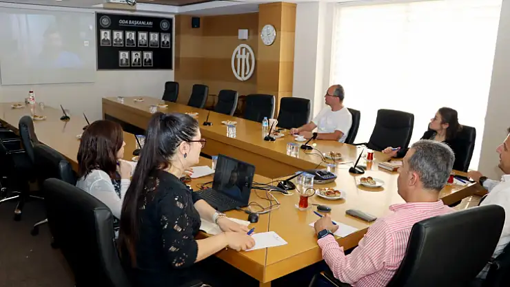 Makedonya'ya yaş meyve sebze ihracatı için ilk adım atıldı