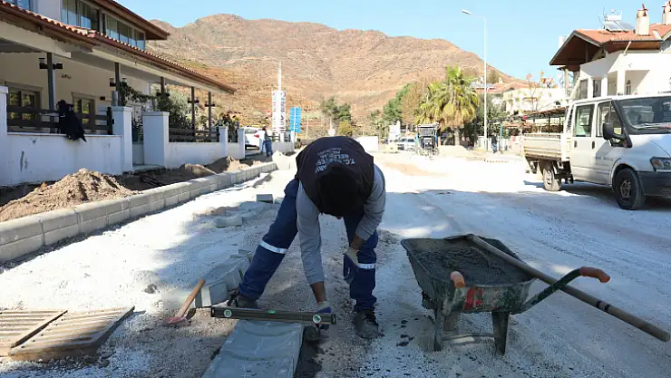 MARMARİS BELEDİYESİ BİRÇOK NOKTADA ÇALIŞMALARINI SÜRDÜRÜYOR