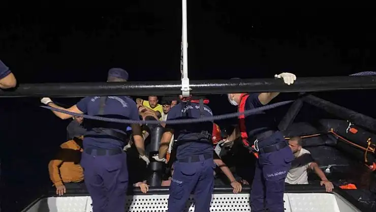 Marmaris'te 56 düzensiz göçmen kurtarıldı