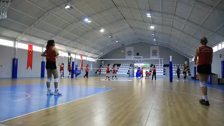 Marmaris'te atıl alanlar sporun merkezi oldu