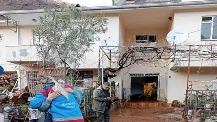 MARMARİS'TE EVLERİ SU BASAN VATANDAŞLAR MİSAFİR EDİLECEK