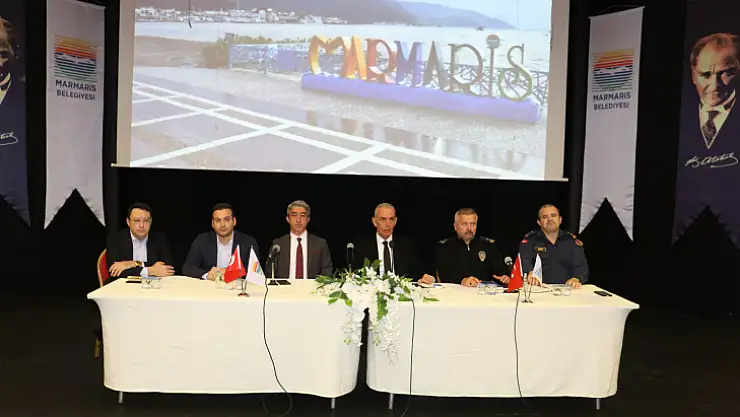 MARMARİS'TE KURUMLAR VE TURİZMCİLER YOL HARİTASI İÇİN TOPLANDI