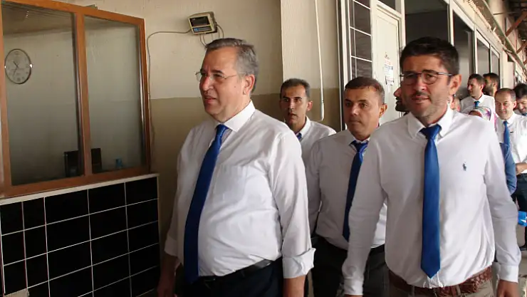 MAVİ GRUP BAŞKAN ADAYI ÇIRALI HAL ESNAFINI ZİYARET ETTİ