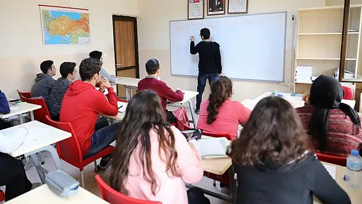MEB'den yüz yüze eğitim açıklaması: Sürücü kursları, çeşitli kurslar ve eğitim merkezlerine izin