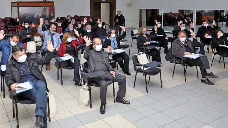 Menteşe Belediye Meclisinden Tabelalarda Türkçe İsim Kararı