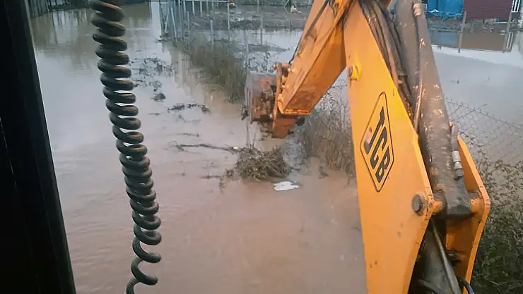 Menteşe Belediyesi Ekipleri Seferber Oldu