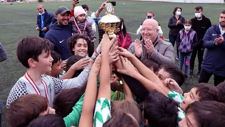 Menteşe Belediyesi'nden Amatör Spor Kulüplerine 70 Bin TL Destek