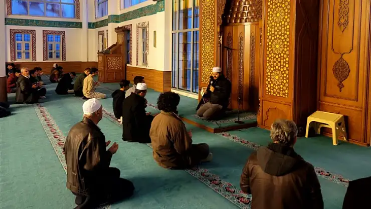 Menteşe'de gençlere sabah namazı programı düzenlendi