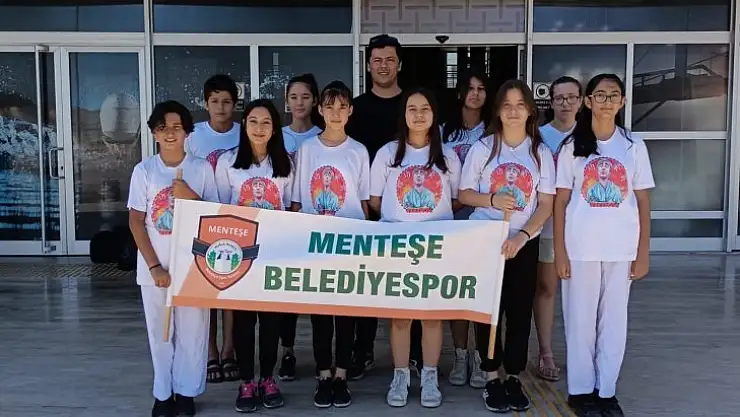 Menteşeli karateciler İzmir'de fırtına gibi esti