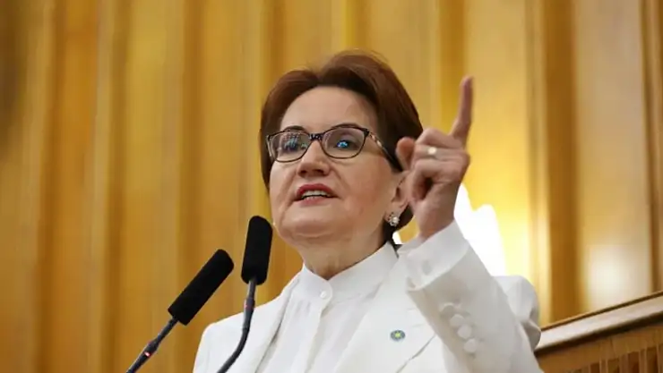 MERAL AKŞENER 6'LI MASADAN KALKTI