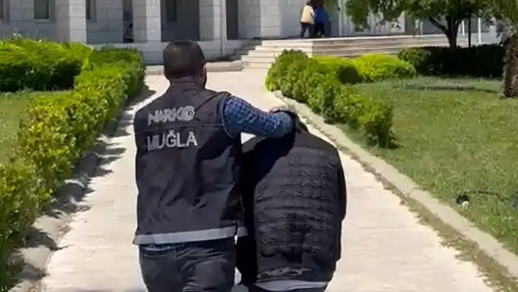 Metamfetamin ele geçirilirken, 1 kişi gözaltına alındı