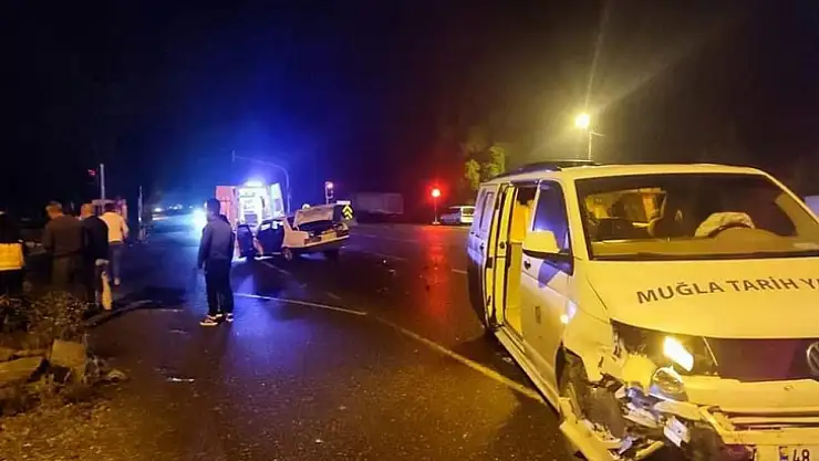 Metin Ergun'un, Fethiye'den dönerken kaza yaptı