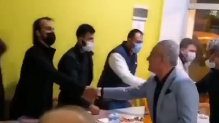 MHP İlçe Başkanı Koronavirüsü Unuttu!