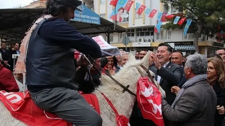 Milas'ta Mehmet Kocadon sevgisi