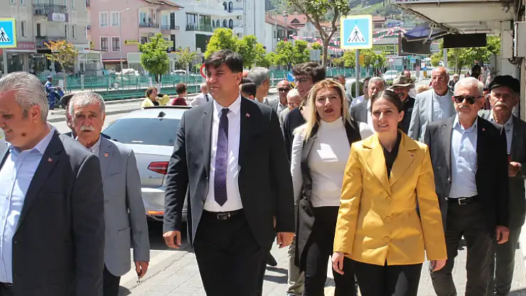 Millet İttifakı Seçim Koordinasyon Merkezinde Bir Araya Gelerek Bayramlaştı