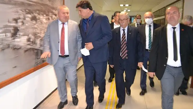 Milletvekili Enginyurt'tan Başkan Karaca'ya ziyaret