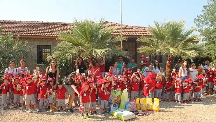 Miniklerden Örnek Davranış