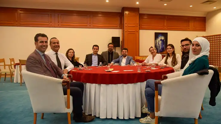 MSKÜ Rektörü Kaçar Filistinli öğrencilerle iftarda buluştu