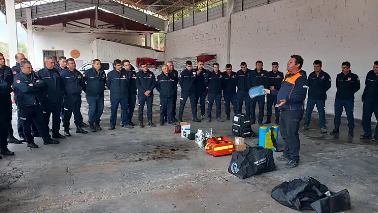 Muğla Büyükşehir İtfaiyesi'ne Kimyasal Tehlikeler Eğitimi Verildi