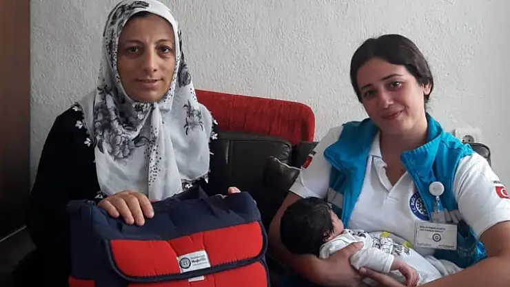 Muğla'da 2 Bin 859 Aileye 'Hoş Geldin Bebek' Çantası