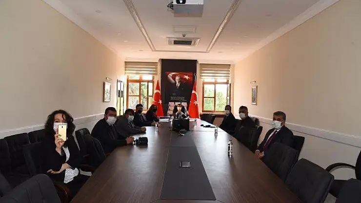 Muğla' da 2000 Öğrenciye Daha Tablet Dağıtımına Başlandı