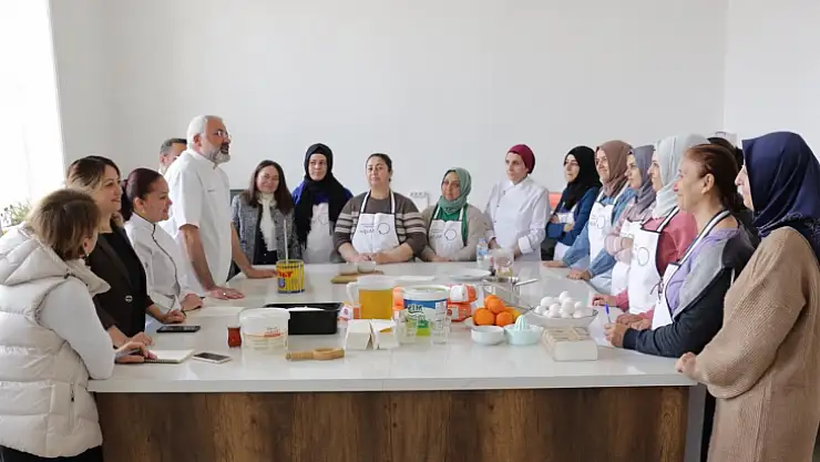 MUĞLA'DA DEPREMZEDE KADINLAR İÇİN MORAL ETKİNLİĞİ DÜZENLENDİ