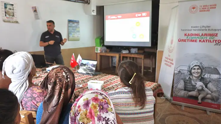 Muğla'da kadınlar koyunları ile üretime katılıyor