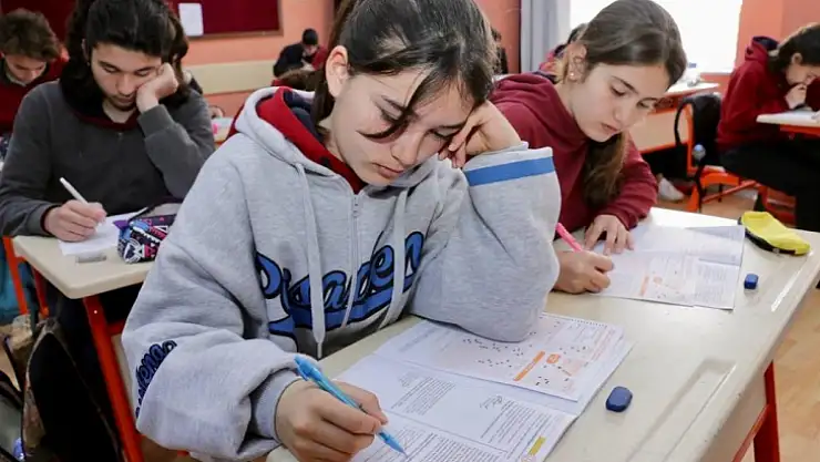 MUĞLA'DA KAZANIM DEĞERLENDİRME UYGULAMASI YAPILDI