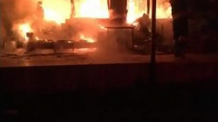 MUĞLA'DA KORKUTAN EV YANGINI