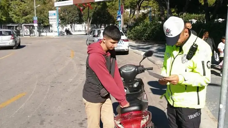 Muğla'da trafik ekipleri motosikletlere yönelik uygulama gerçekleştirdi