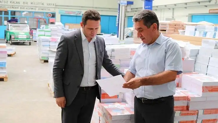 MUĞLA'DA ÜCRETSİZ DERS KİTAPLARI SIRALARDA YERİNİ ALIYOR