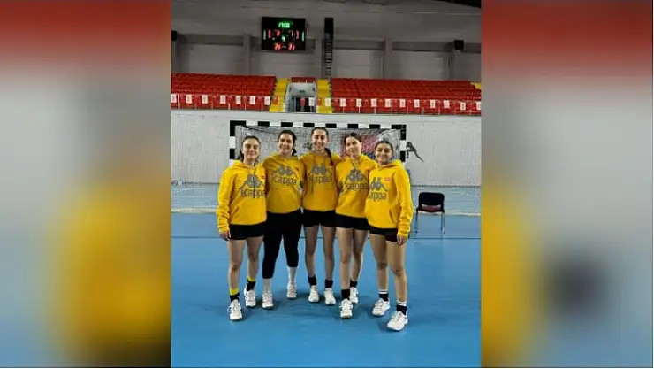 Muğla'dan 5 sporcu Hokey A Milli Takımı'na seçildi