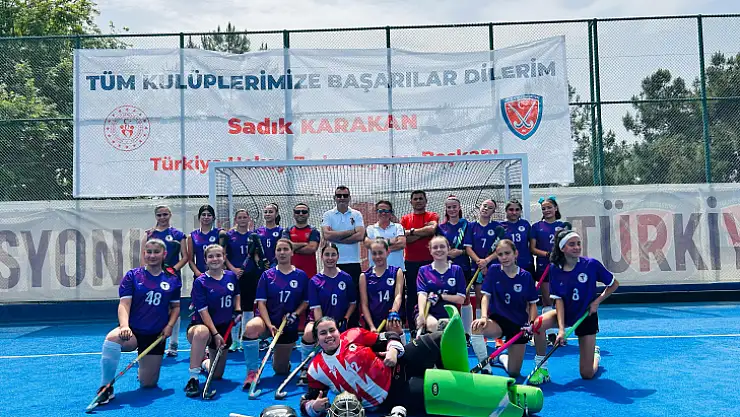 Muğla hokeyde şampiyonluğa yakın