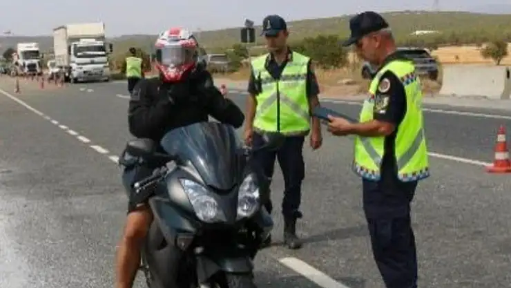Muğla İl Jandarma Komutanlığı'ndan motosiklet ve motorlu bisiklet denetimi