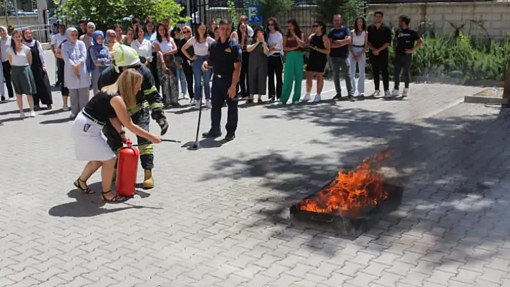 Muğla İl Müdürlüğü personellerine yangın eğitimi verildi