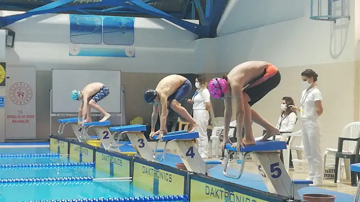 Muğla Kapalı Yüzme Havuzu ev sahipliği yaptı