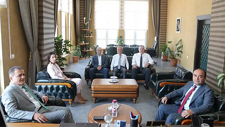 Muğla Valisi Akbıyık'tan Başkan Akdenizli'ye Ziyaret Seydikemer'deki Yatırımlar Hakkında Görüştüler