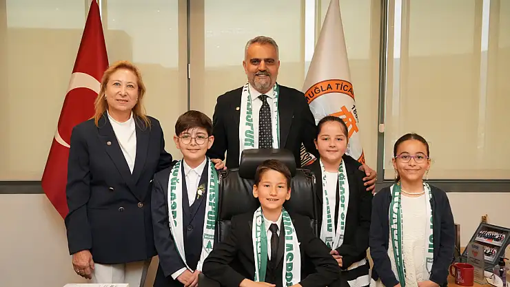 MUTSO meclisinde çocuklar yapay zekâyı konuştu, sanatla buluştu