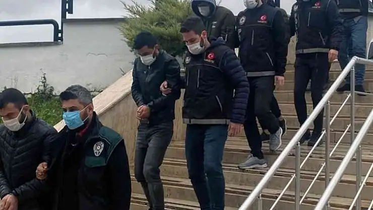 Narkotik operasyonunda 5 tutuklama