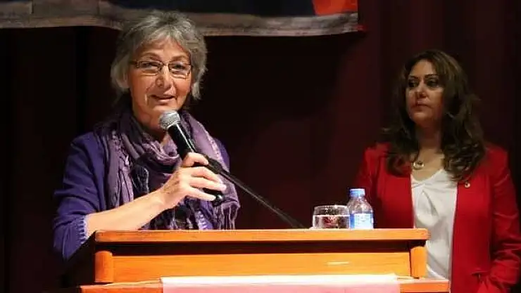 Nazmiye Halvaşi'den Fethiye'de Konferans 