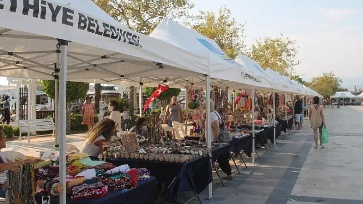 Normalleşme Süreci İle Stantlar Açılmaya Başlandı 