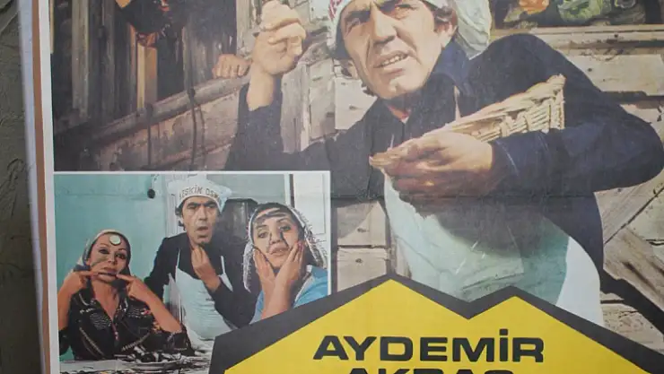 NOSTALJİK FİLM AFİŞ SERGİSİ AÇILDI