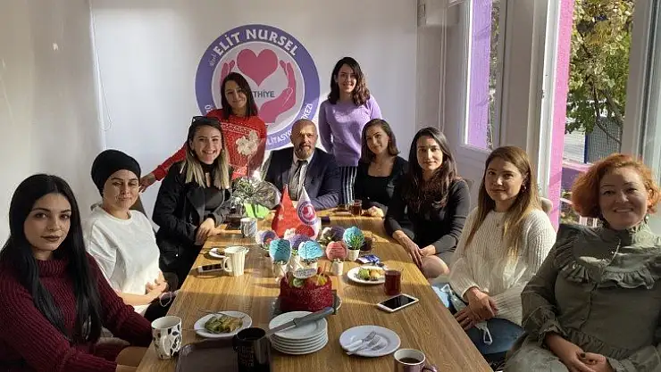 Nursel Özdemir Kurumlarında öğretmenler günü kutlaması