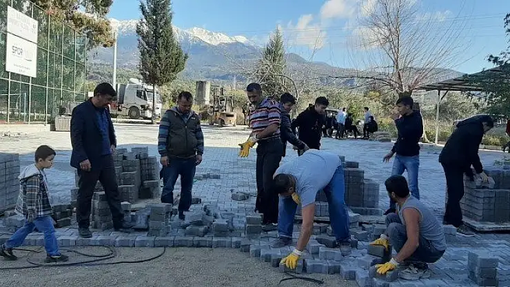 Öğrenciler'den Başkan Otgöz'e Teşekkür